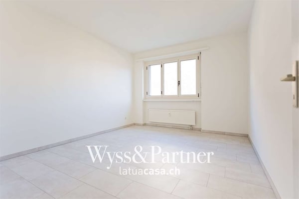 Losone Spazioso 3.5 locali con balcone e spese incluse 2
