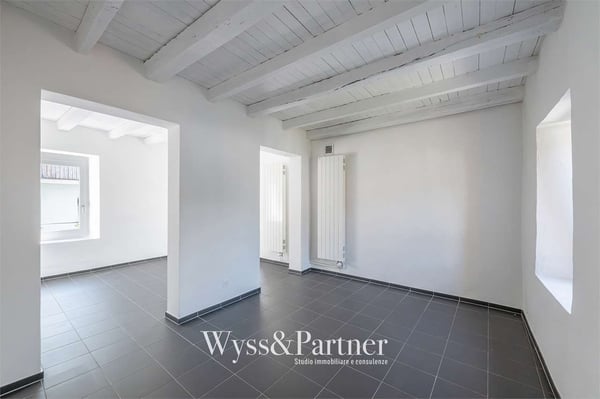 Casa di 3.5 locali su tre livelli a Quartino 7