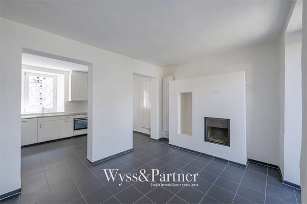 Casa di 3.5 locali su tre livelli a Quartino 5