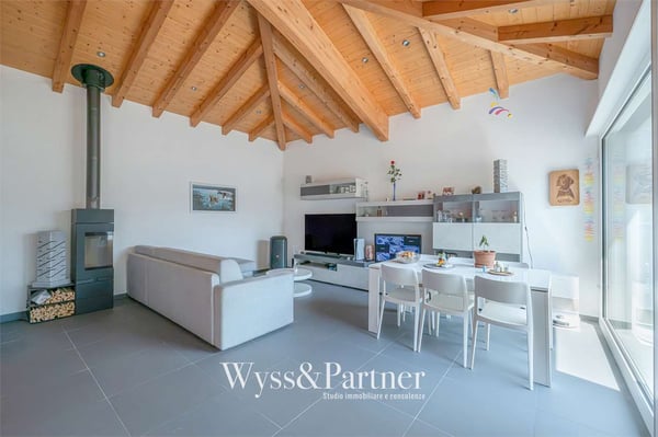 Iragna - Casa unifamiliare 4.5 locali con ampio giardino e dependance 3