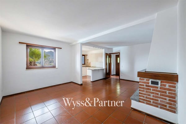 3,5 locali con giardino privato, terrazza e piscina a Pregassona 2