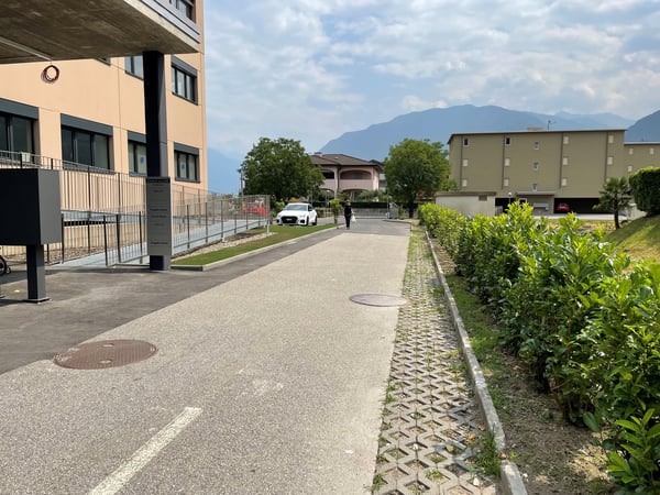 Ultimo spazio commerciale al 2° piano 8
