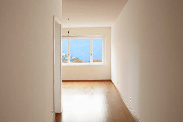 1.5 Locali con Vista Lago – Posizione Strategica a Lugano, Via San Gottardo 24 2