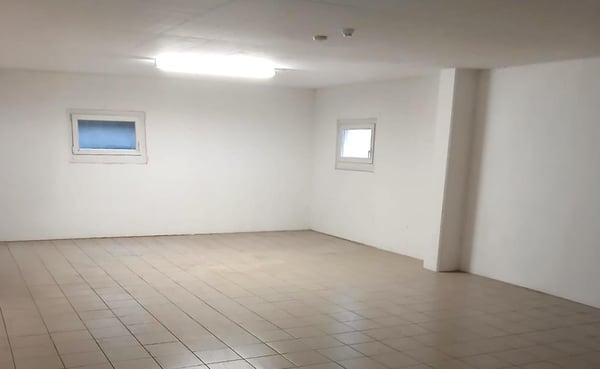 Magazzino in affitto – Manno, Via Cantonale 3