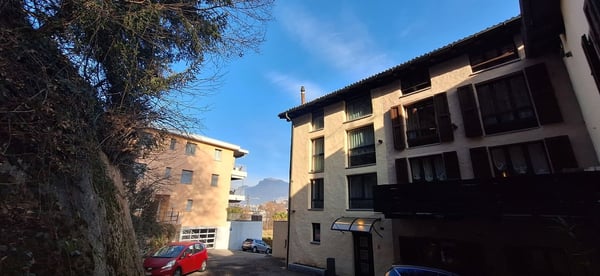 Confortevole  Casa di Nucleo  con Terrazza,  giardino, posto auto, Piscina 2