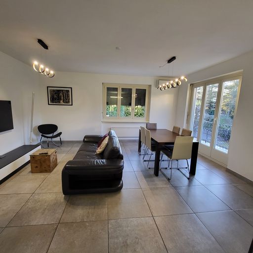 Breganzona , Soleggiata   Ampia Casa Indipendente con tre appartamenti , Giardino  privato 6