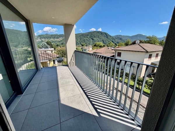 NEUE Wohnung in der Nähe vom Seeufer und Bahn, auch als Ferienwohnung! 1