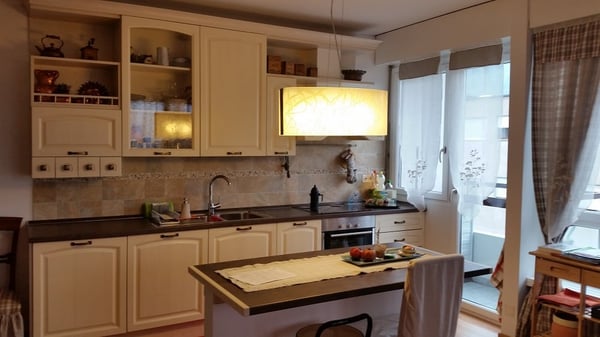 Lugano, centro, , Luminoso Attico con Terrazza, Balcone, Cantina, Posto Auto coperto. 8