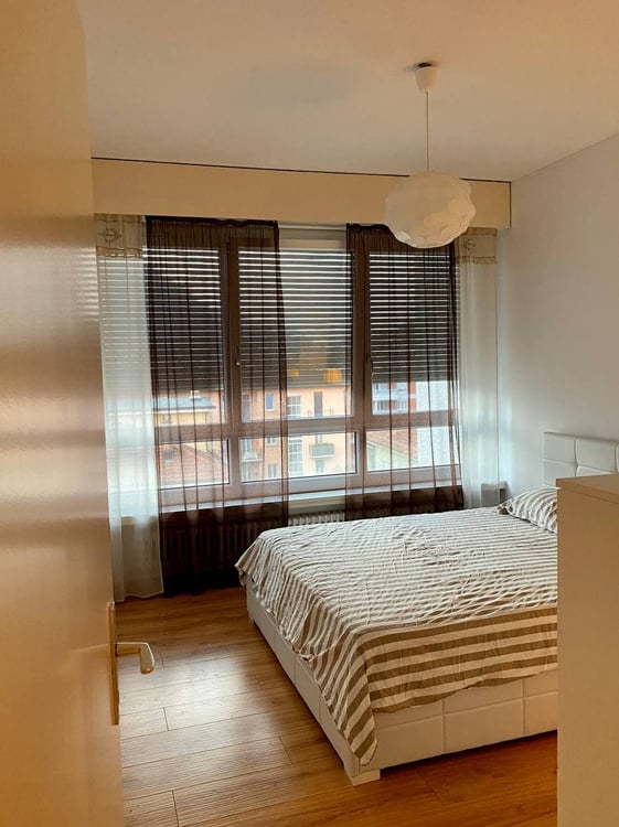 Lugano, centro, , Luminoso Attico con Terrazza, Balcone, Cantina, Posto Auto coperto. 12