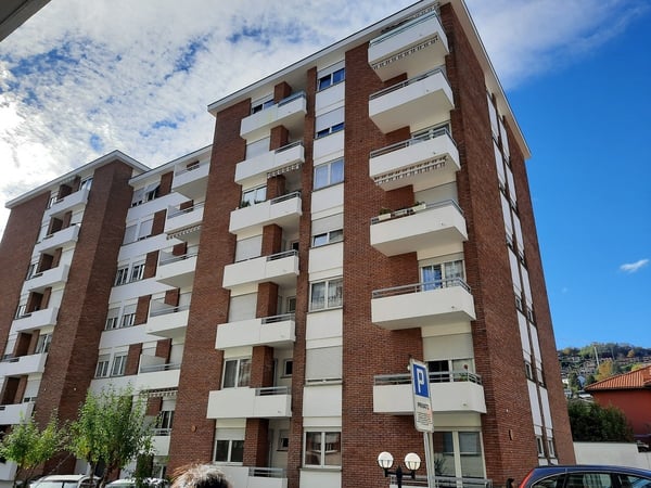 Lugano Centro, Luminoso Appartamento con terrazza, cantina 1
