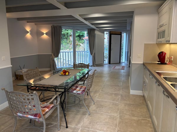 Ferienhaus in Der Nähe von Figino/Lugano / Graziosa casa con terrazzo, doppio box auto + posteggio 2