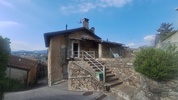 Ampia Casa di Nucleo, Vista aperta, con Terrazza, Posti auto, Giardino privato 17