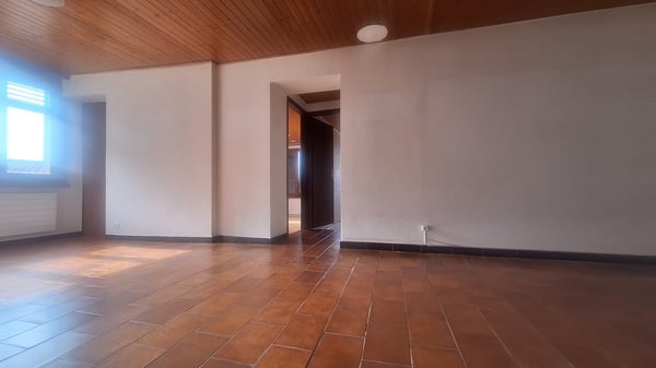 Ampia Casa di Nucleo, Vista aperta, con Terrazza, Posti auto, Giardino privato 15