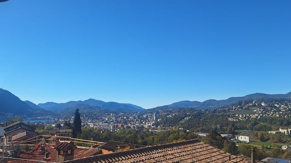 Ampia Casa di Nucleo, Vista aperta, con Terrazza, Posti auto, Giardino privato 3