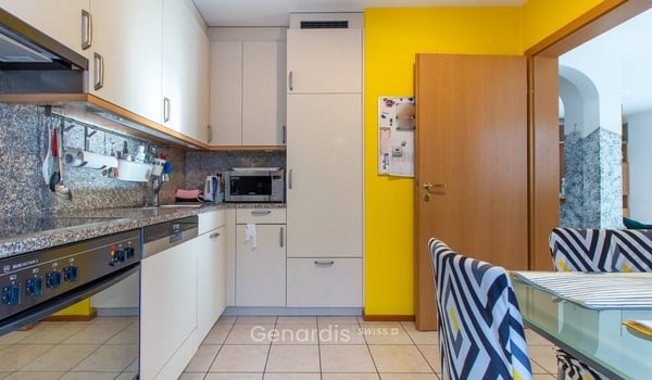 Soleggiata, Tranquillità,   Confortevole  Casa Indipendente con portico,  giardino privato 12