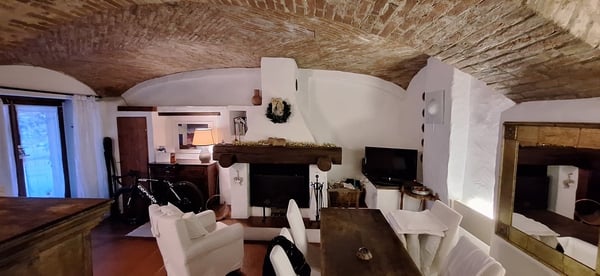 Confortevole  Casa di Nucleo  con Terrazza,  giardino, posto auto, Piscina 5