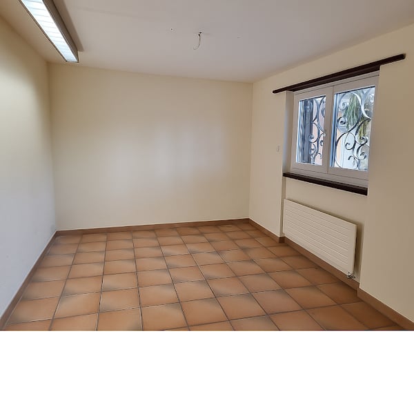 Soleggiata,  Tranquillità,  Spaziosa Villa  indipendente con giardino, piscina 20