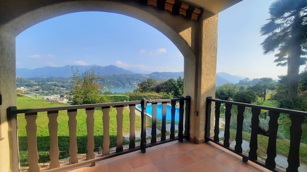 Vista lago,  Spazioso appartamento di 1.5 locali con Terrazza,  piscina ad Agno 6