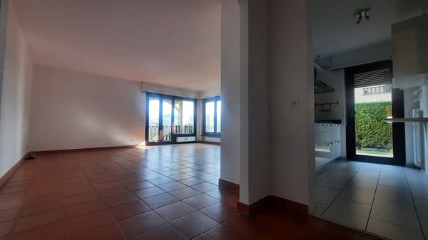 Vista lago,  Spazioso appartamento di 1.5 locali con Terrazza,  piscina ad Agno 11