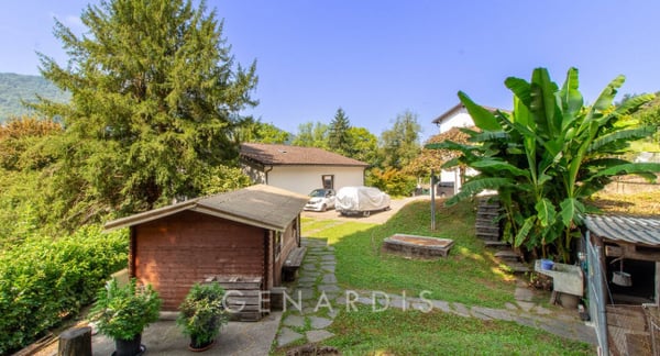 Rara opportunità - Villa uni/bifamiliare con piscina, terreno e privacy 4