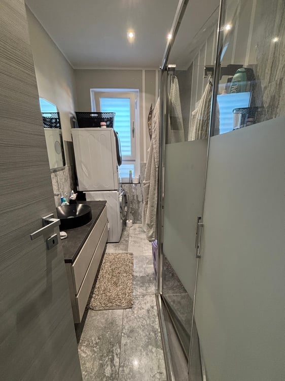 Villa indipendente con 1000 mq di giardino a soli 10 min. dalla Svizzera 10