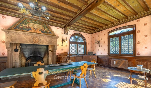 Villa storica di grande fascino, con forte carattere storico e decorativo. 12