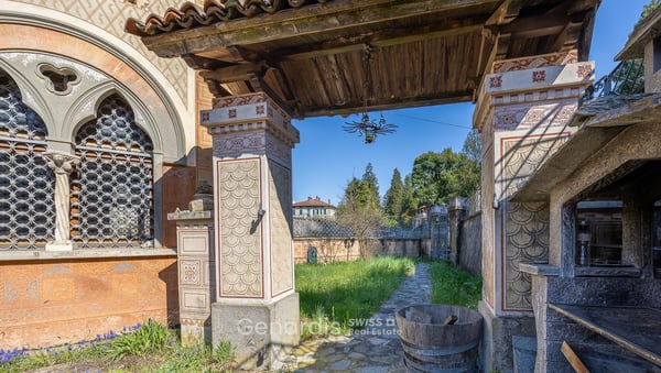 Villa storica di grande fascino, con forte carattere storico e decorativo. 3