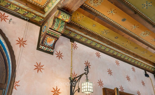 Villa storica di grande fascino, con forte carattere storico e decorativo. 14
