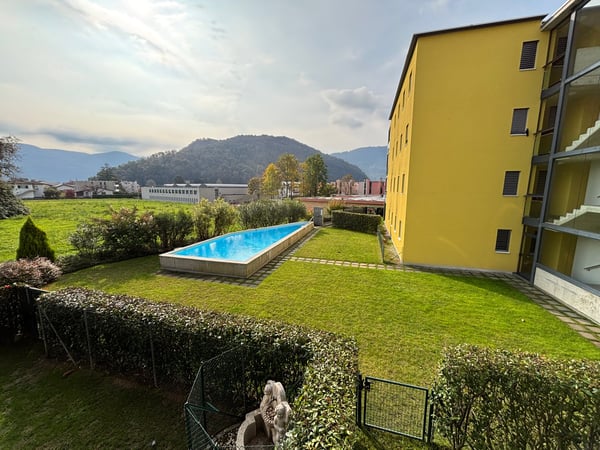 Moderno 1,5/2 locali ammobiliato con terrazzo e piscina 9