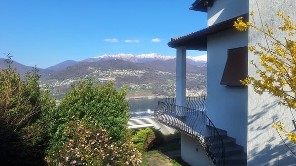 Tranquillità,  Stupenda Vista,  Casa   Indipendente con Terreno Edificabile 6