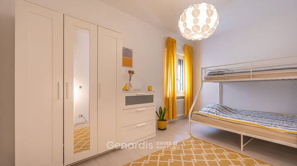 Luminoso appartamento di 4.5 locali con balcone a Ponte Tresa 16