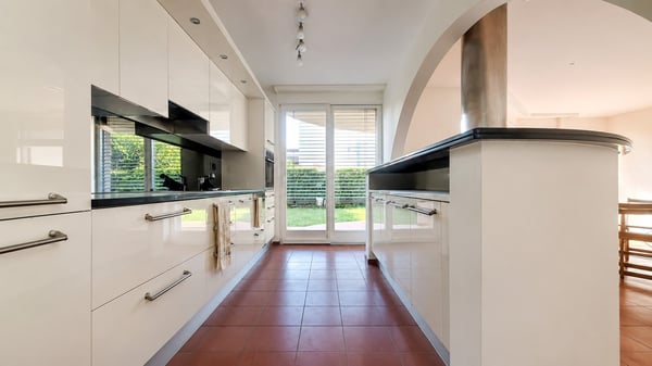 Soleggiata, Confortevole Villetta indipendente con portico, terrazza, giardino 8