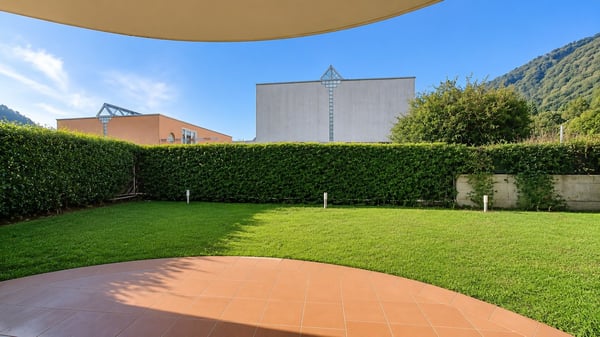 Soleggiata, Confortevole Villetta indipendente con portico, terrazza, giardino 4