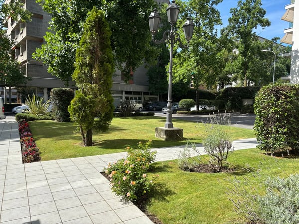Accogliente appartamento di 3 locali con balcone e vista panoramica a Lugano 9