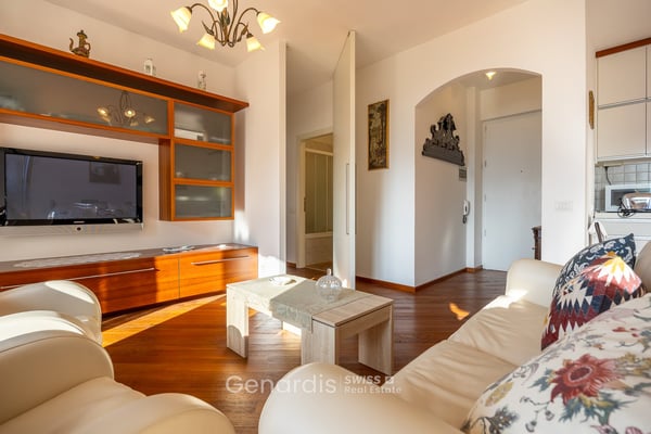 Elegante appartamento di 3 Locali con Vista Lago a Campione d'Italia 12