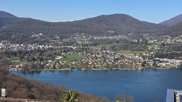 Montagnola- Collina D'Oro, Stupenda Vista Lago, Terreno Residenziale Edifiabile 1