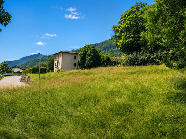 Terreno edificabile Residenziale pianeggiante, in posizione Tranquilla, Soleggiata, 1