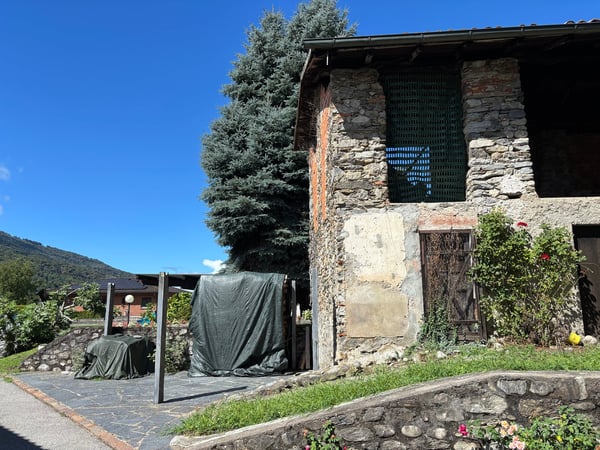 Rustico + casa antica da riattare – Un Gioiello Ticinese 4