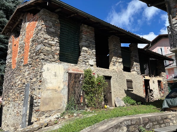 Rustico + casa antica da riattare – Un Gioiello Ticinese 3