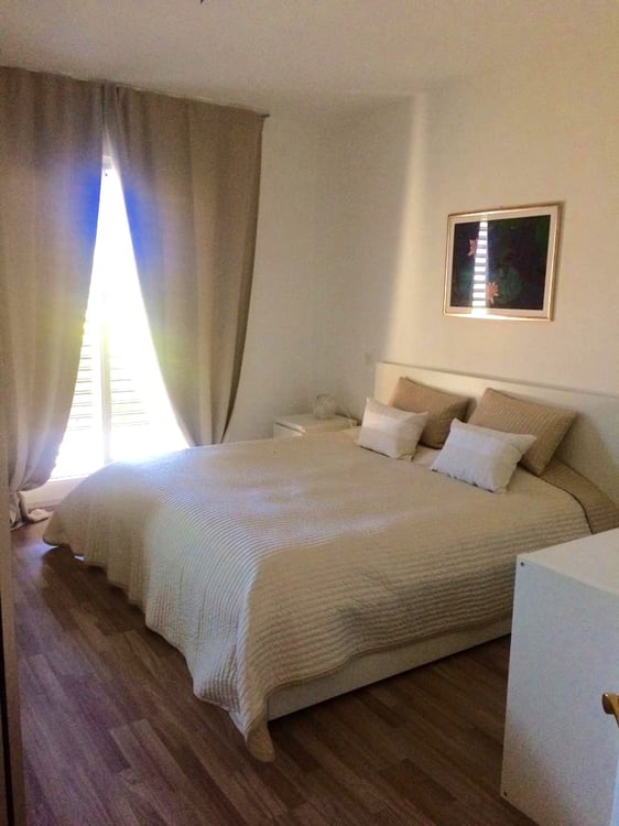Confortevole, Vista Lago, Appartamento- Duplex di 3.5 locali a Lugano – Luminoso e Tranquillo 11