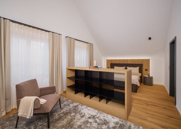 Two-Level Penthouse with Private Sauna 10