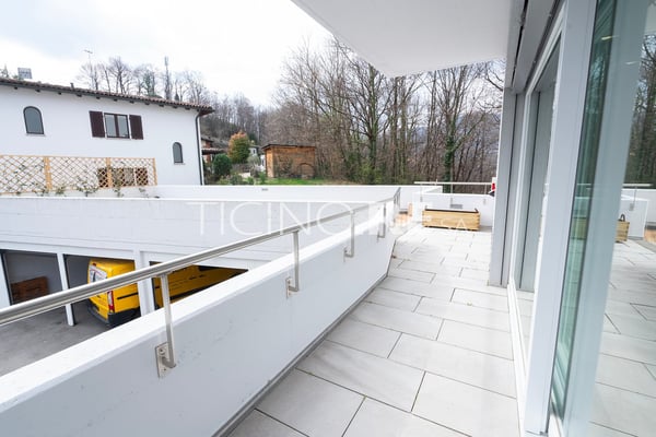 Moderno appartamento di 4.5 locali con ampia terrazza a Lugano-Breganzona 14