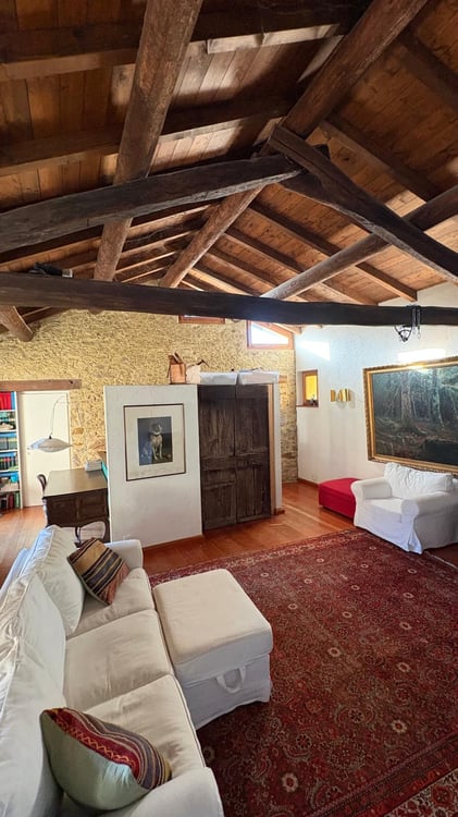 Magnifica casa indipendente nel nucleo 5