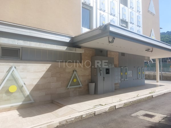 Edificio Commerciale in Vendita – Via Livio 12, Chiasso 11