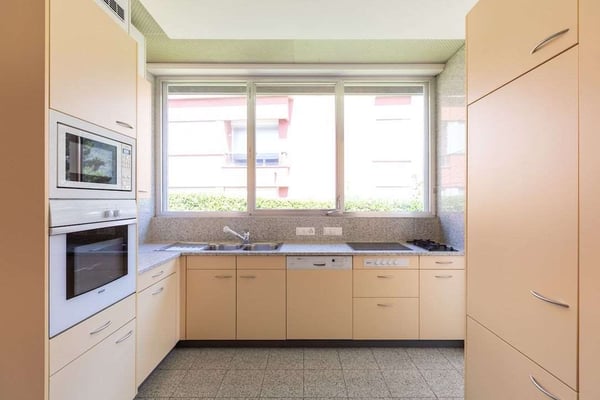 Spaziosa villa vista lago in centro a Lugano 11