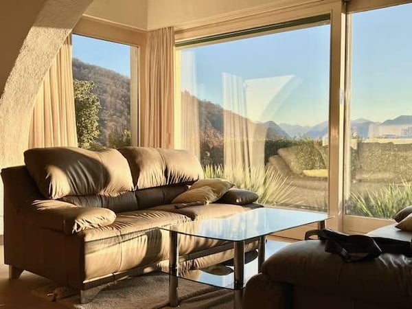 Bellissima villa 7.5 locali vista lago nel verde 4