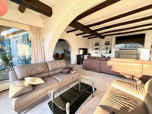 Bellissima villa 7.5 locali vista lago nel verde 5