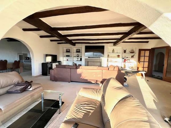 Bellissima villa 7.5 locali vista lago nel verde 13