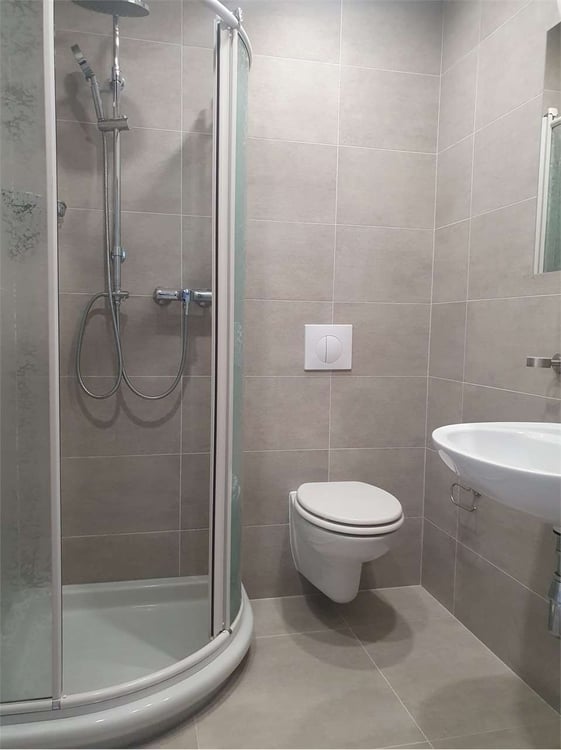 Palazzina a reddito vista lago  investimento ideale a Minusio 10