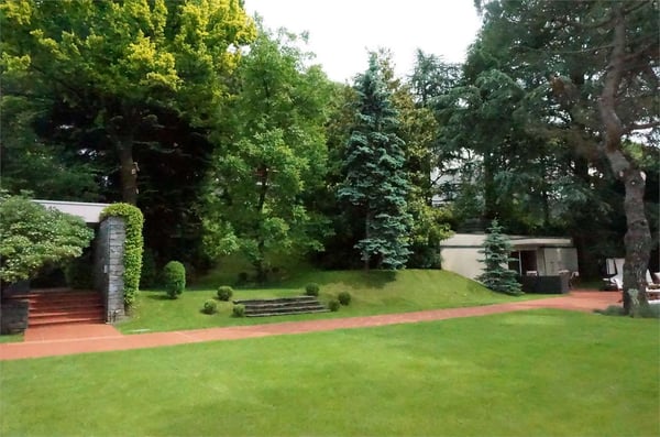 Prestigiosa villa vista lago con piscina 10